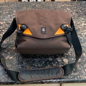 Crumpler Six Million Dollar Home Camera Bag